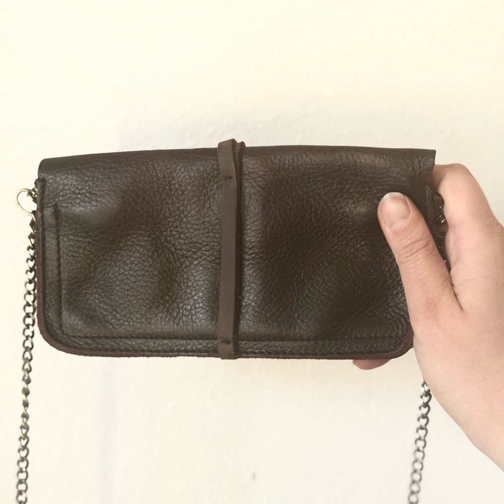 JO Chic Brown Boot Leather Clutch Wallet with Crossbody Chain - Picture 5 of 10